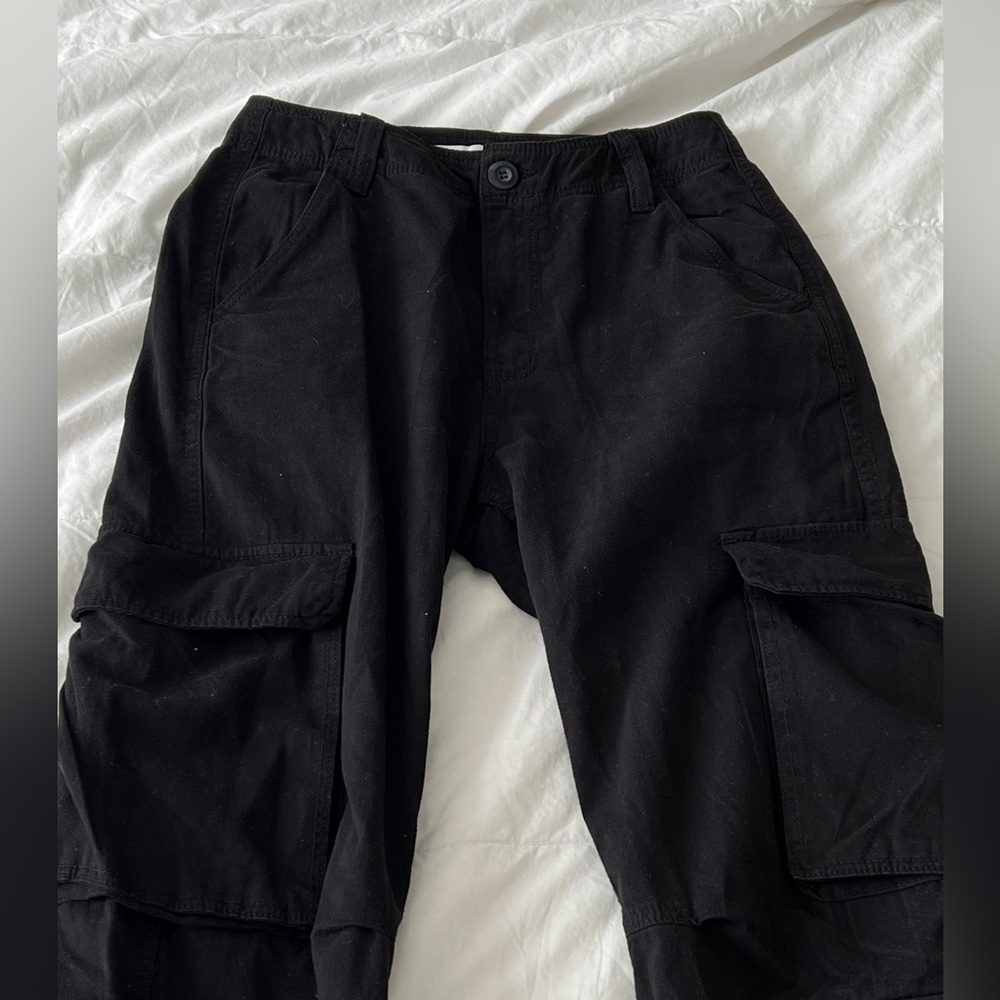 Black cargo pants